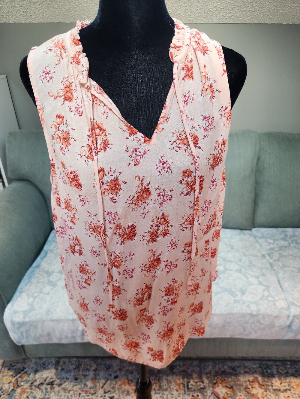 LOFT Pink Coral Floral Ruffle-Trim Sleeveless Blouse Medium